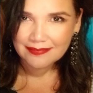 Meet your Posher, Lorena